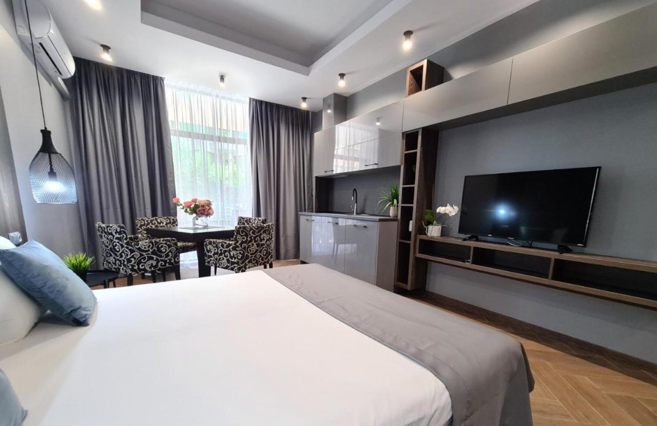 Central Plaza Hotel Pomorie Esterno foto