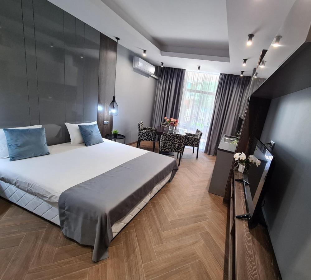 Central Plaza Hotel Pomorie Esterno foto