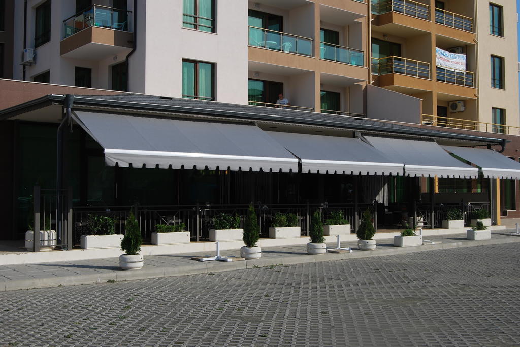 Central Plaza Hotel Pomorie Esterno foto