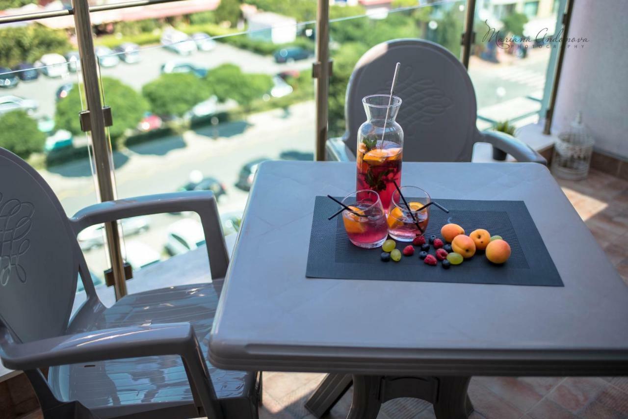 Central Plaza Hotel Pomorie Esterno foto